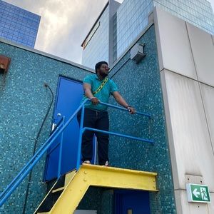 Meet your Posher, Paul-emmanuel